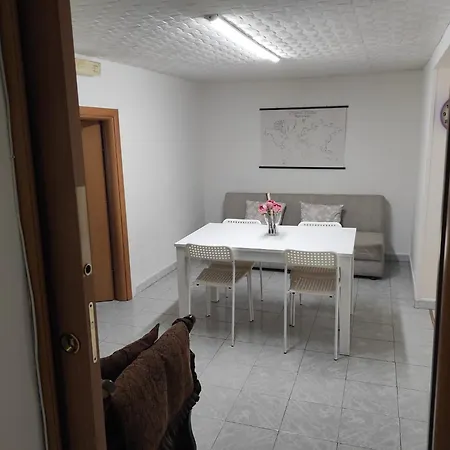 Maya's House アパート *